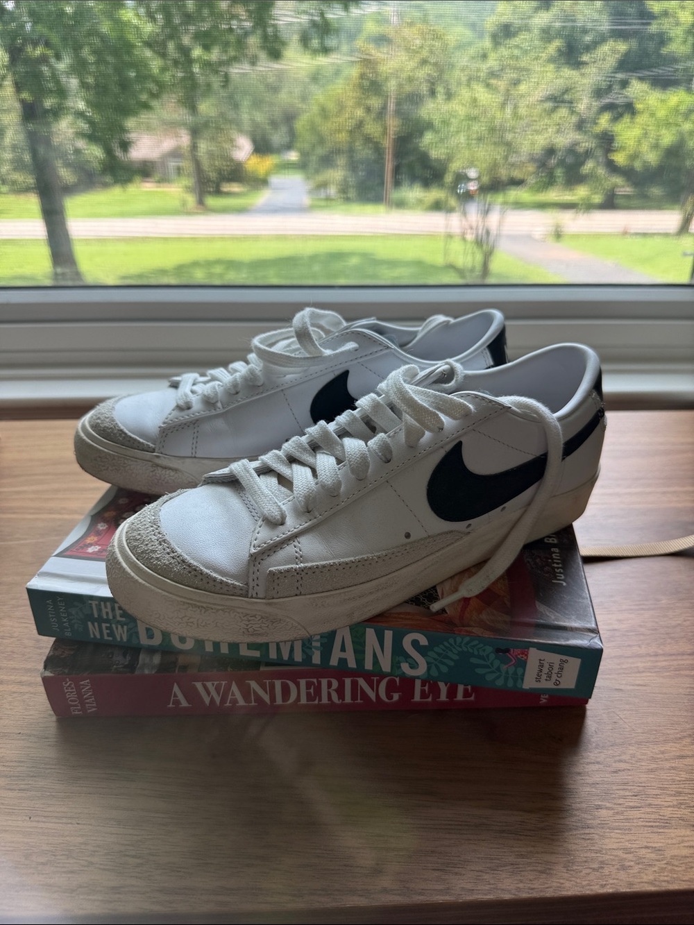 Nike Men’s White Sneakers with Black Swoosh